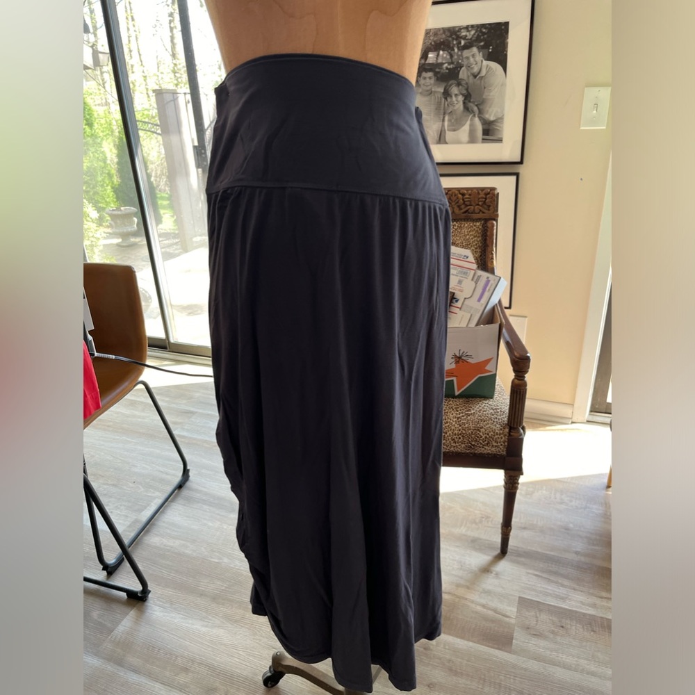 Long Fresh Produce skirt cinched on one side.  Dark Gray.  Size M